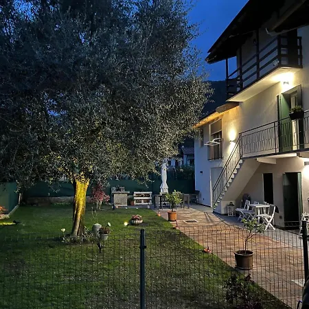 La Corte Di Bacco